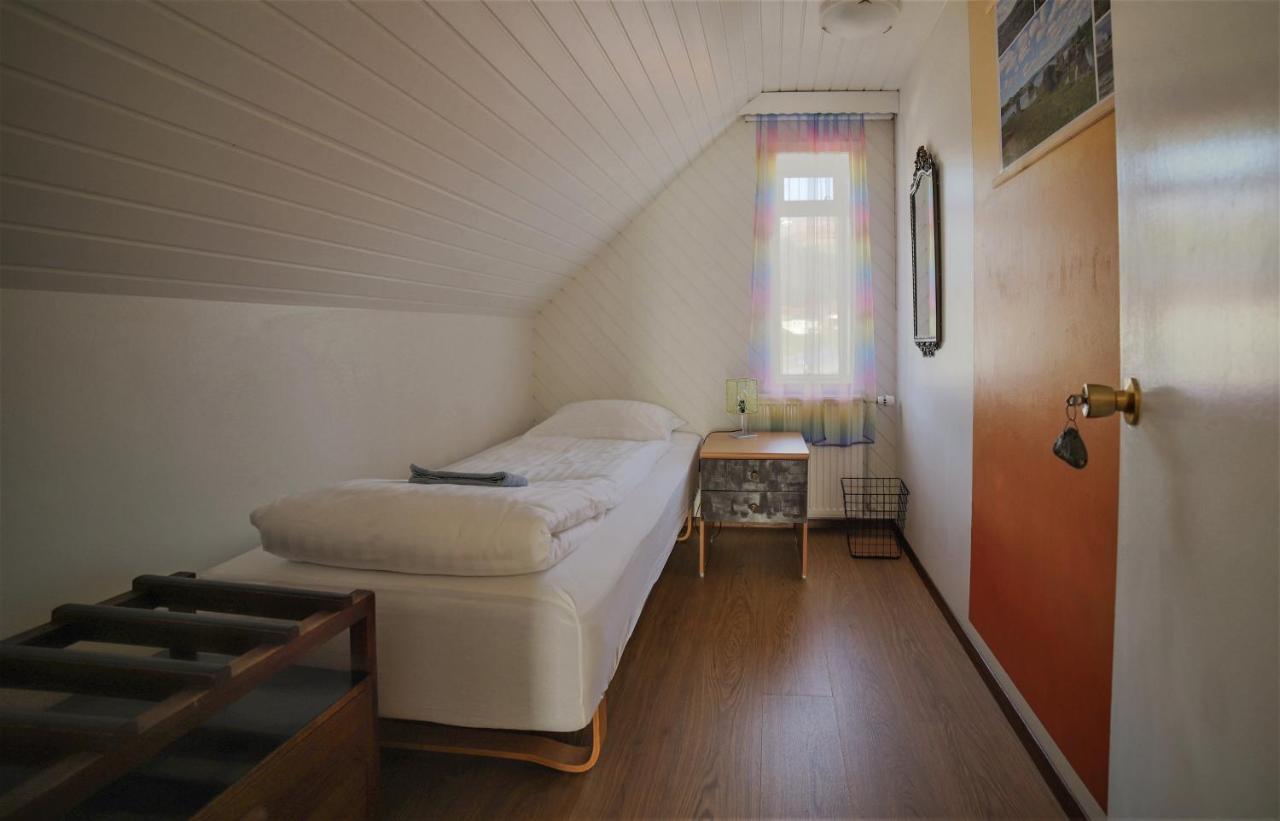 Husavik Green Hostel エクステリア 写真