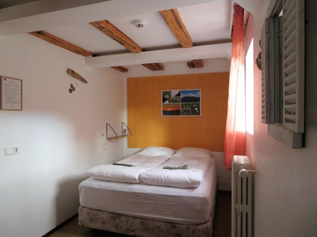Husavik Green Hostel エクステリア 写真
